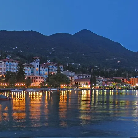 Cuba 300m From Garda Lake - Happy *